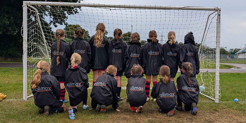 Verwood Football Club’s Under 10s Girls Youth team Alimax Sponsor