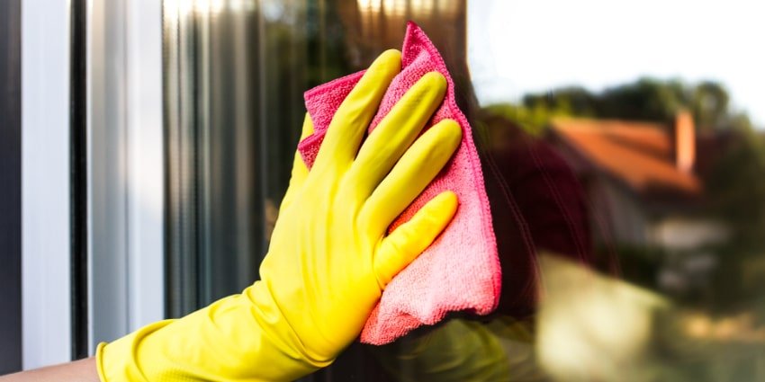 Cleaning-Windows-min